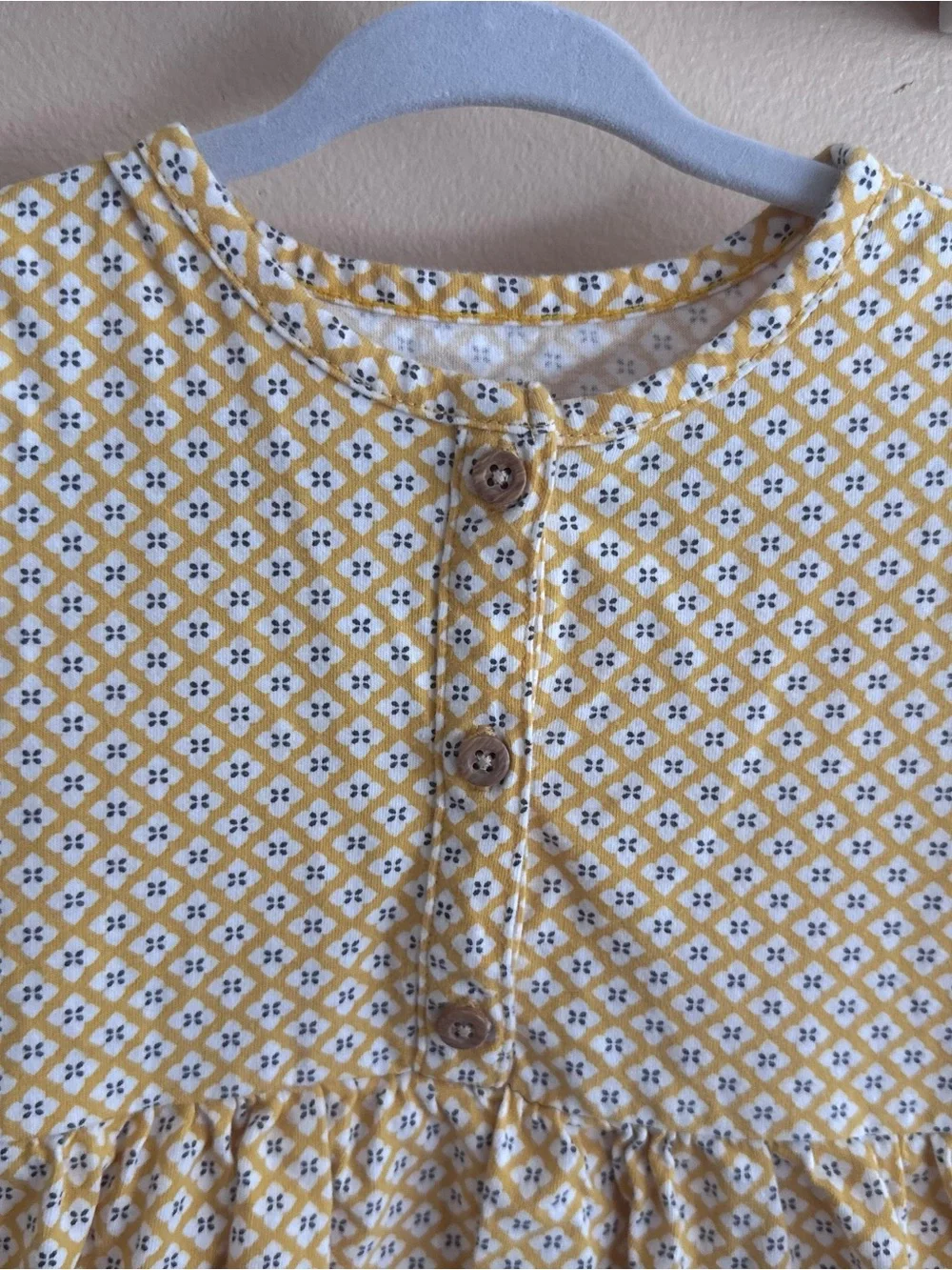 Carter’s Yellow Printed Button-Front Dress / 24 months